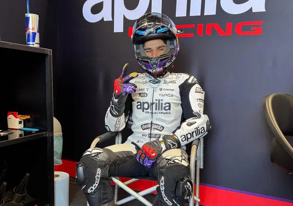 Vedi Jorge Mart&iacute;n a Misano con l&rsquo;Aprilia MotoGP e pensi: ma non &egrave; che per evitare il divorzio bastava farlo godere per mezza giornata? 