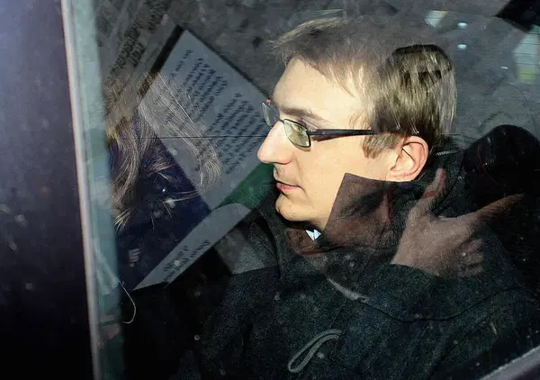 Delitto di Garlasco, ma davvero "il Pc di Chiara Poggi &egrave; molto pi&ugrave; allarmante di quello di Alberto Stasi" Parla l'esperto informatico Occhietti: &ldquo;Forse veniva usato da altri. ECCO DA CHI..."