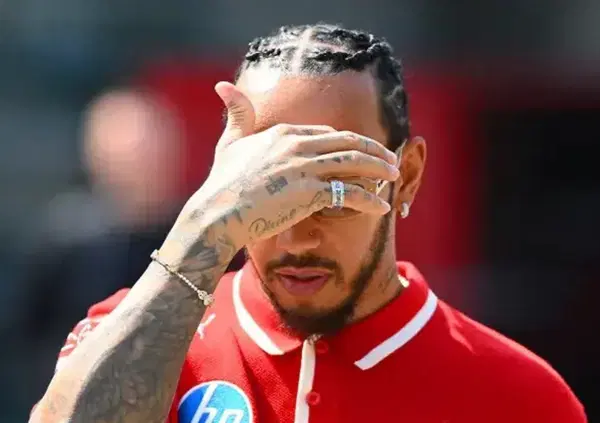 Ma cos&rsquo;&egrave; questa storia di Lewis Hamilton, le critiche a Ferrari e la ragazza sui social che ha svelato tutto? Ecco cosa &egrave; successo