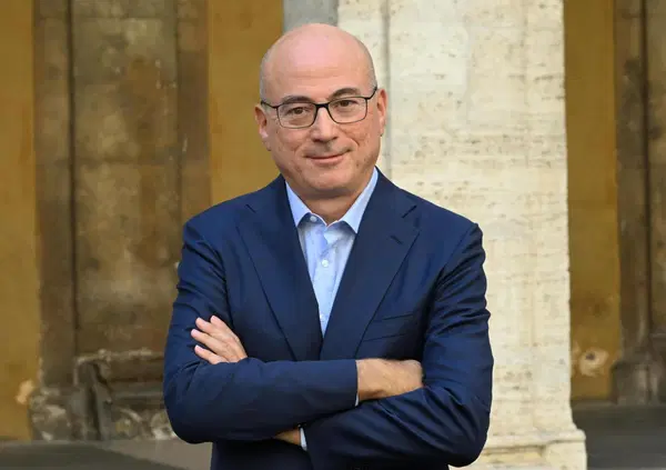 WIMBLEDON, ALTRO CHE PALLONE. Cazzullo demolisce il calcio italiano: &ldquo;Non ricordo un livello cos&igrave; basso&rdquo;. E sul tennis: &ldquo;Non ho mai conosciuto un giocatore che non fosse anche intelligente&rdquo;. E su Panatta, Sinner e Alcaraz&hellip;