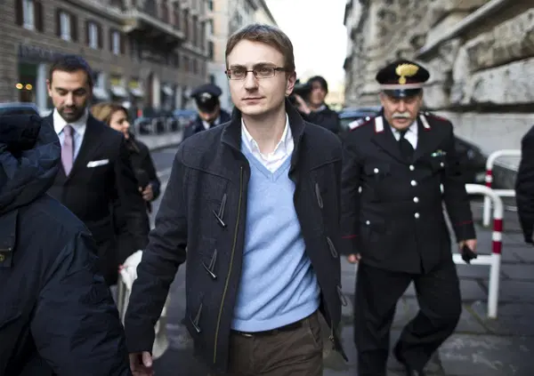 Omicidio Poggi, &Egrave; SCONTRO TOTALE A QUARTO GRADO sul dna maschile trovato sulla bocca di Chiara. Abbate: &ldquo;&Egrave; clamoroso. Toglie definitivamente Stasi da questa storia&rdquo;. Ma Garofano sminuisce: &ldquo;Non credo ci siano risultati eclatanti perch&eacute;&hellip;&rdquo;