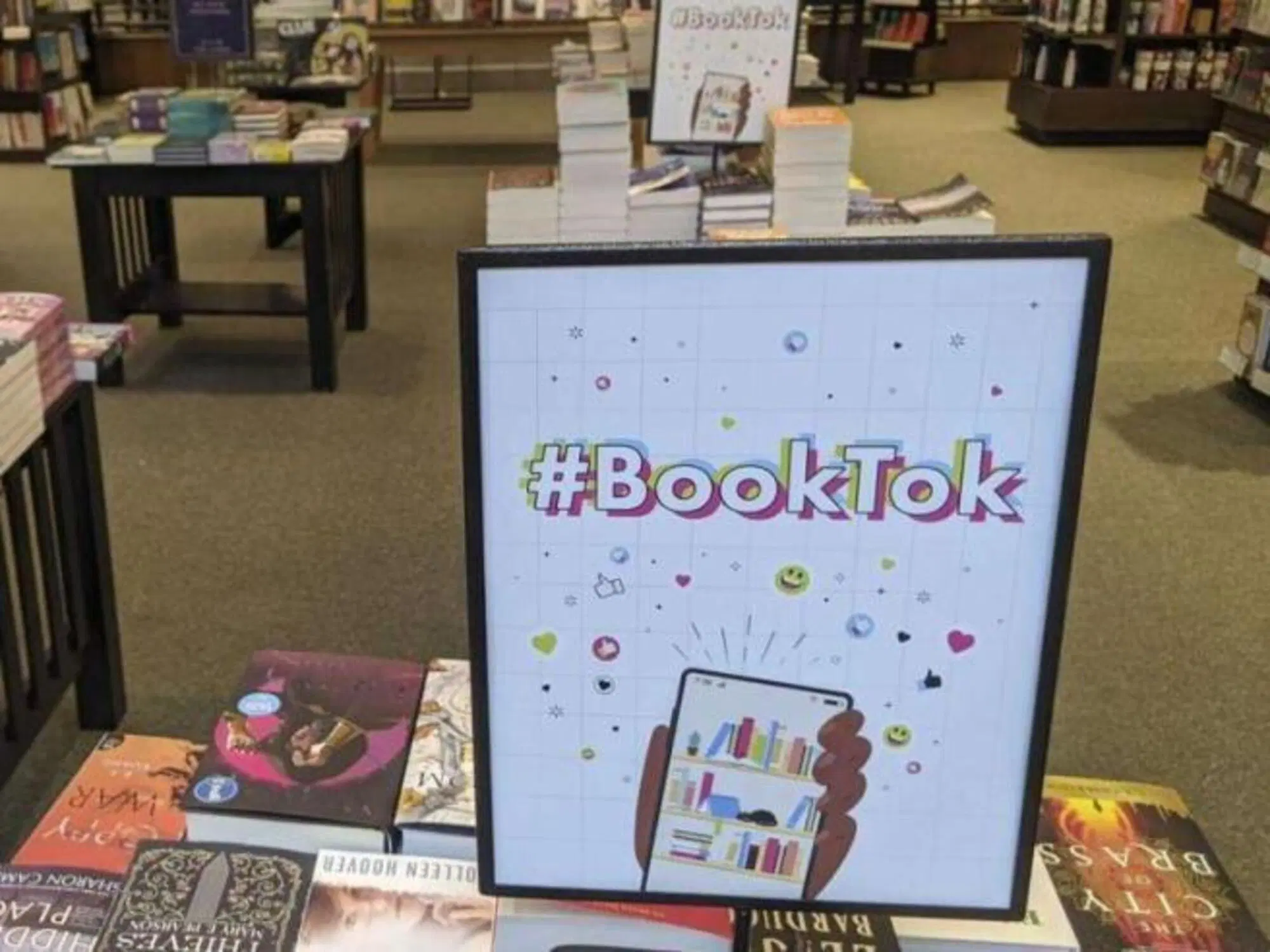 La letteratura e la viralit&agrave;