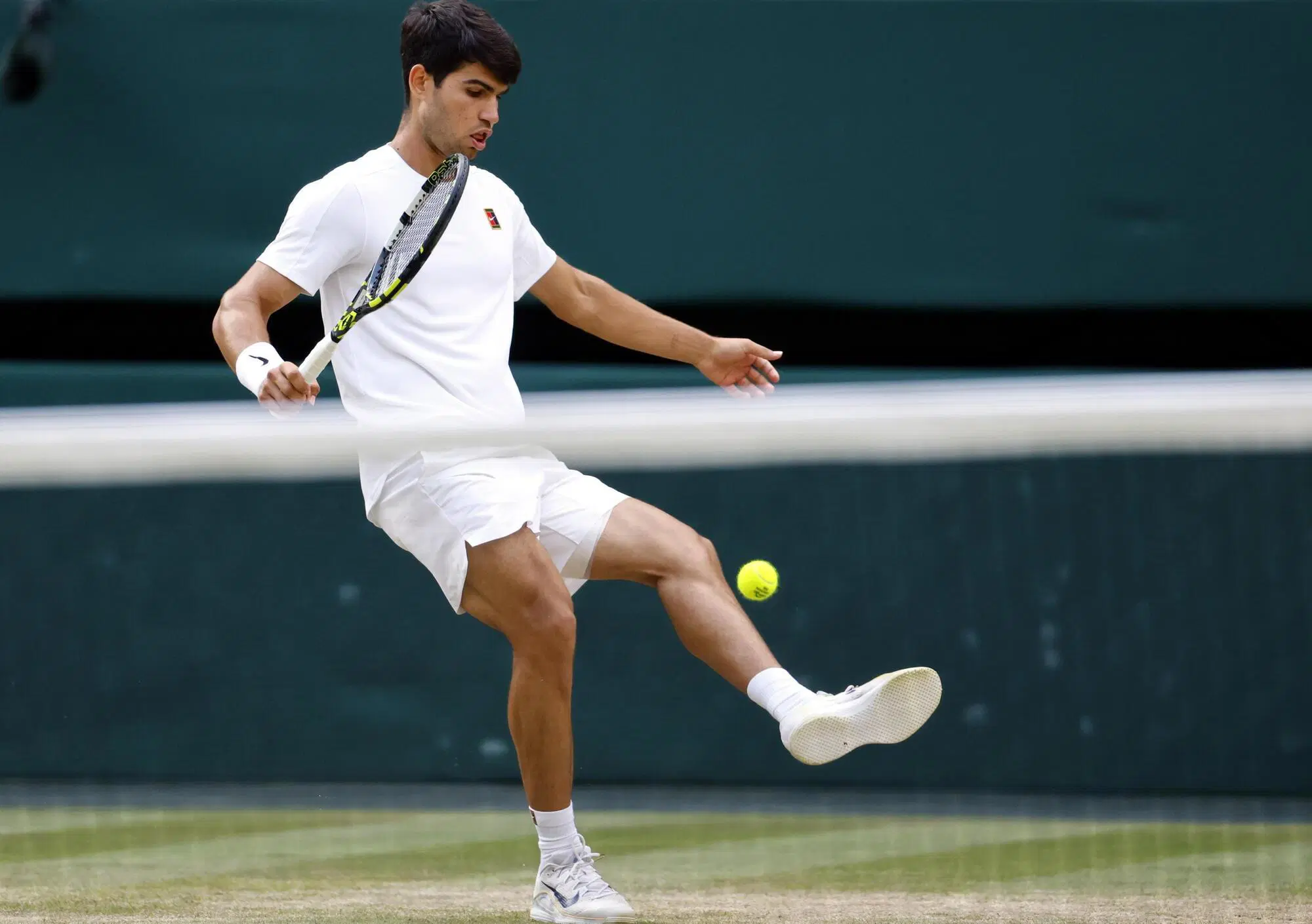 Carlos Alcaraz a Wimbledon 2025 sembra non versare una goccia di sudore
