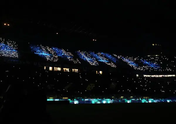 TIFOSI SGRADITI! Inter e Milan stilano le blacklist per gli abbonamenti e gli ultras rispondono sui social: &ldquo;Pacio&rdquo; della Sud, Ciccarelli della Nord e i capi delle curve contro le societ&agrave;. E i Banditi citano la Costituzione&hellip;