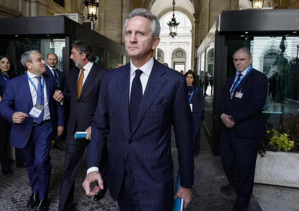 Ops Mps Mediobanca, Nagel accusa: l&rsquo;ombra del Governo Meloni sulla scalata di Monte dei Paschi di Siena su piazzetta Cuccia? Dentro l&rsquo;offerta che scuote il risiko bancario. E Lovaglio risponde&hellip;