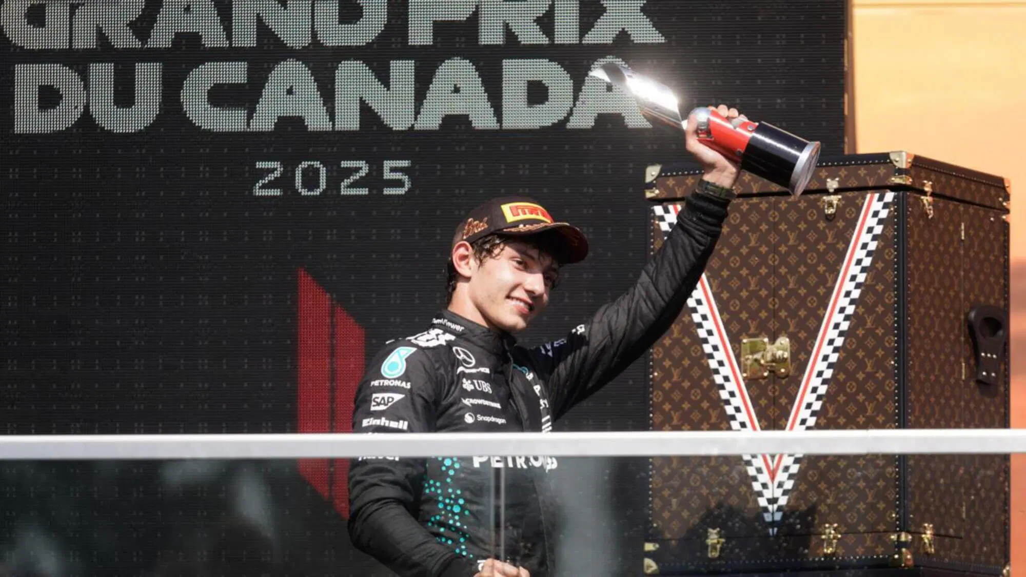 Kimi Antonelli sul podio del Gran Premio del Canada