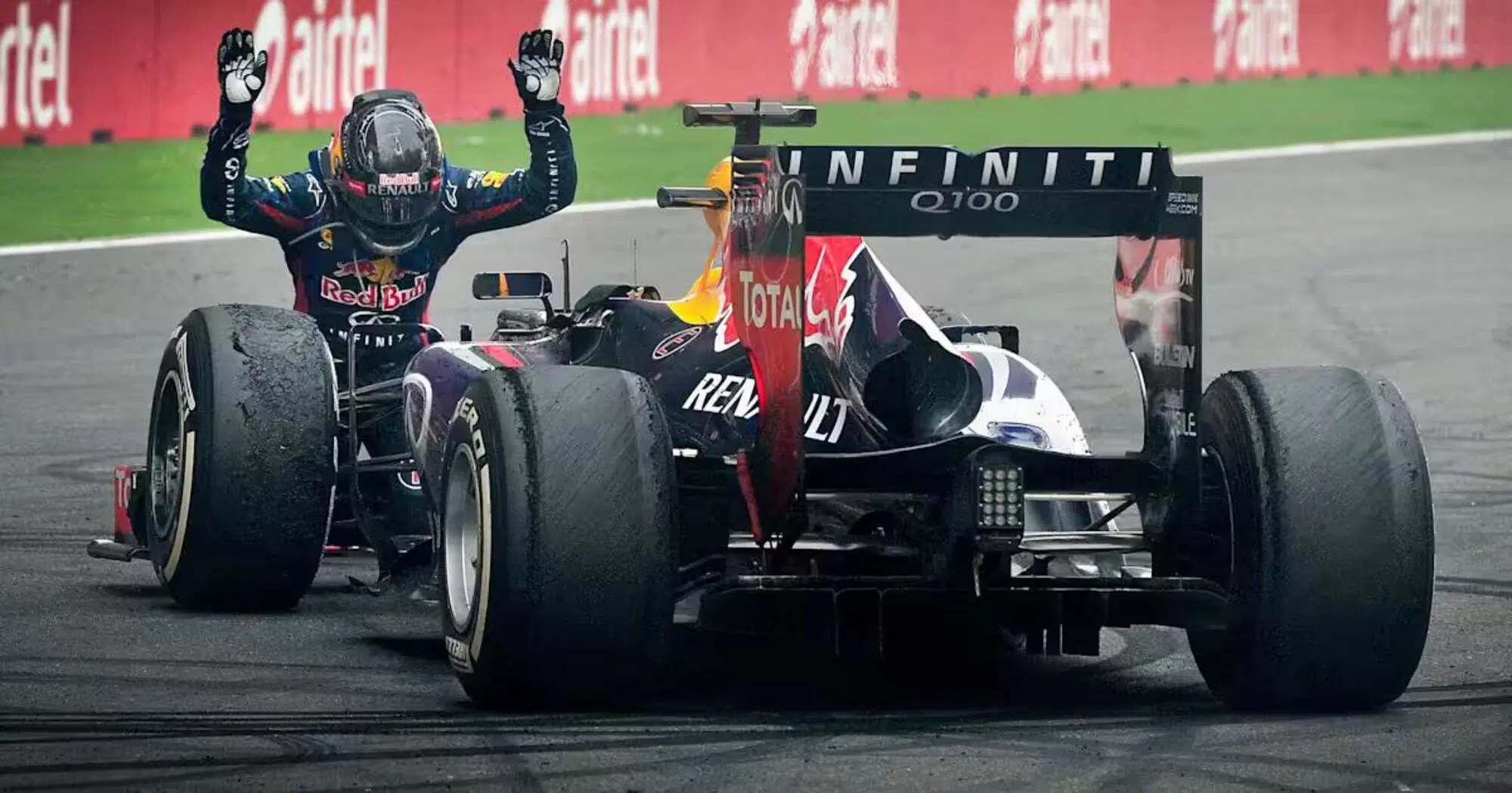 La foto pi&ugrave; iconica di Sebastian Vettel in Red Bull