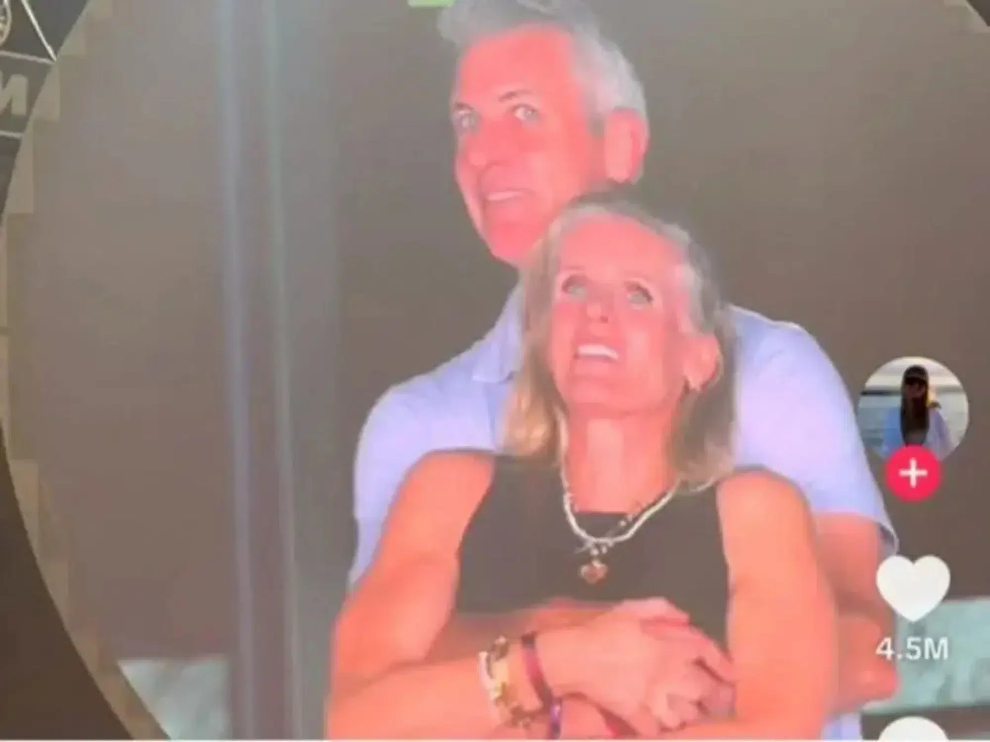 kiss cam concerto Coldplay amanti