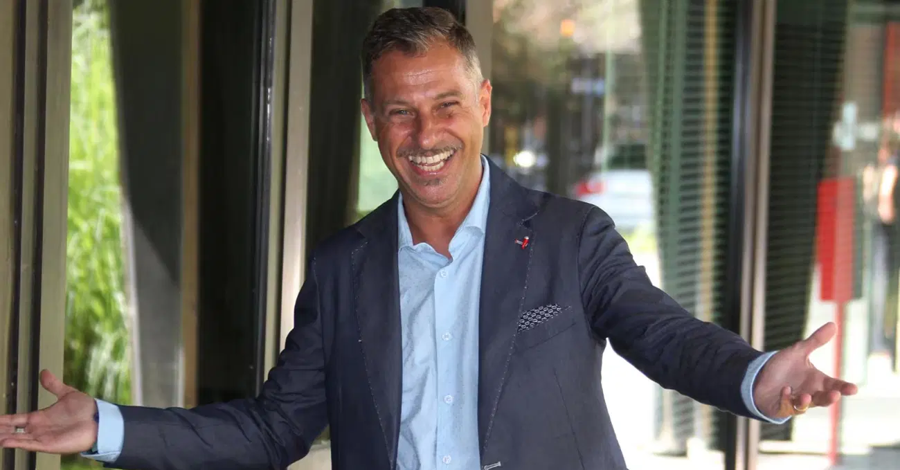 Ok, ma che caz*o succede a Rai 1? Gabriele Corsi molla e lascia Domenica In a Mara Venier. E la Rai che fa? Un altro pasticcio...