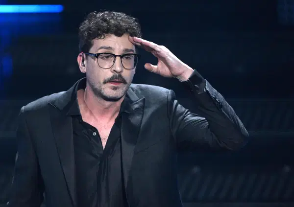 FREE WILLIE. Peyote spara contro Spotify perch&eacute; il padrone investe in droni militari, ma allora perch&eacute; lui non si cancella come Auroro Borealo?