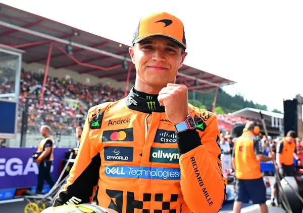 CRISI NERA: Hamilton ma che succede? A Spa Lando Norris &egrave; in pole position, ma si parla ancora della Ferrari. E menomale che c&rsquo;&egrave; Leclerc&hellip;