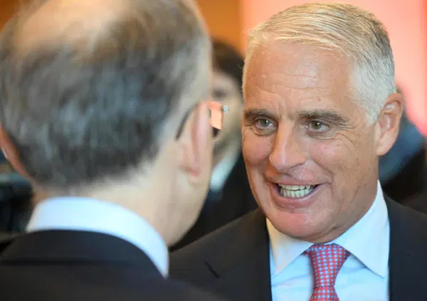 UNICREDIT dopo lo stop alla scalata a BANCO BPM, cosa succede? Orcel si butta su Commerzbank, ma la chiave del risiko bancario la ha Cr&eacute;dit Agricole?