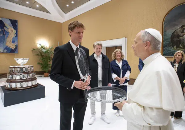 &ldquo;Leone XIV come Sinner. Dicono abbia un bel rovescio, che &egrave; quello che ci vuole oggi&rdquo;: L&rsquo;intervista totale a Giorgio Dell&rsquo;Arti su Papa Prevost, dalla guerra a Gaza a Putin: &ldquo;Dopo le sbandate di Francesco serviva uno che mettesse ordine e&hellip;&rdquo;