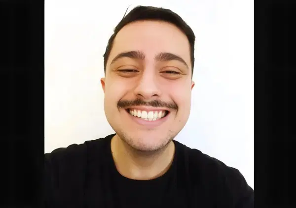 TUTTO ASSURDO! Follower dell'ex influencer Andrea Pinna: &ldquo;Ci ha truffati. Pi&ugrave; di 20 mila euro intascati per borse &lsquo;di lusso&rsquo; spesso mai spedite&rdquo;. Quanto c'&egrave; di vero? Ecco i messaggi, gli audio, le storie delle Oche Spennate (si chiamava cos&igrave; la chat)