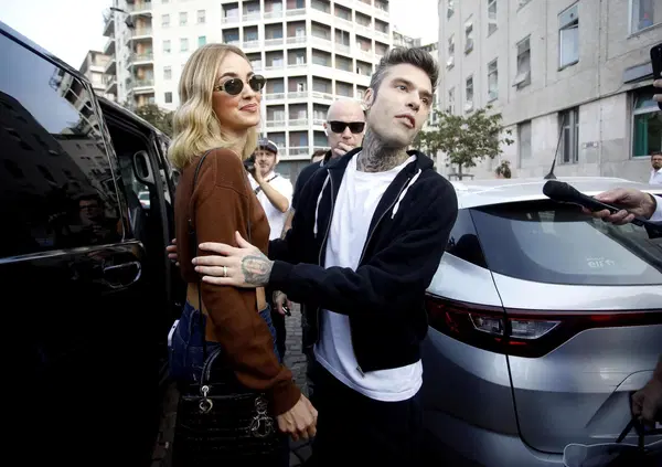 Fedez raddoppia il fatturato, Ferragni perde il 94% e si dimezza lo stipendio (ma &egrave; sempre alto). Dietro questi destini diversi ci sono scelte precise: ecco quali