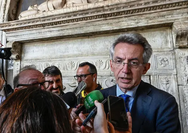 INCHIESTA SAN CARLO, la Fondazione &egrave; &ldquo;governata&rdquo; da due Direttori che non dovrebbero ESISTERE? Oltre a Manfredi restano solo Emmanuela Spedaliere e Ilias Tzempetonidis: e uno dei due diventer&agrave; il nuovo Sovrintendente? 