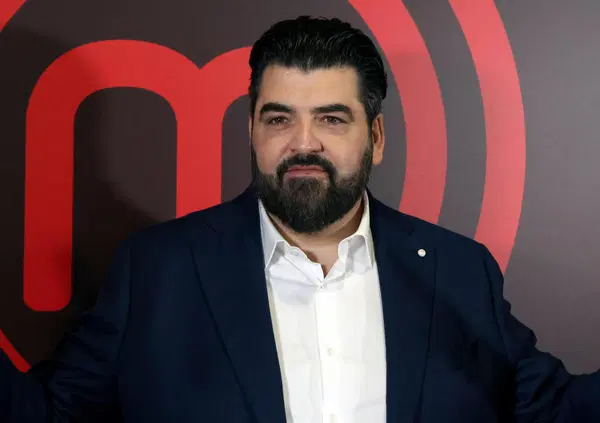 Abbiamo provato Contrattino, il nuovo ready to drink estivo di Cannavacciuolo pensato per i giovani, ma com&rsquo;&egrave;? &Egrave; davvero una novit&agrave; o bastava il Sanbitt&egrave;r? 