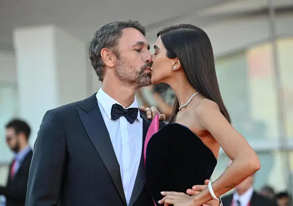 MA QUANTO SPACCA LA BERNARDINI DE PACE? Spiazza tutti, difende l&rsquo;ex genero Raoul Bova vs Rocio Munoz Morales per l&rsquo;affidamento dei figli e intanto contro Corona sul caso Ceretti prepara una strategia da mastino che...