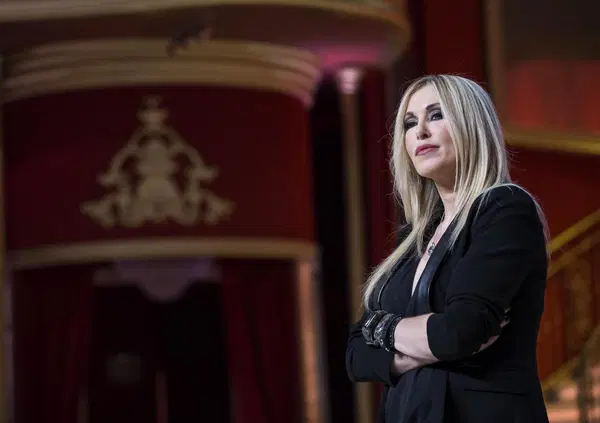 Temptation Island, ma davvero come dice Bruzzone &ldquo;&egrave; un grido di allarme evolutivo, non &egrave; solo intrattenimento trash&rdquo;? Intanto, il programma condotto da Bisciglia fa il record di share e Maria de Filippi&hellip;