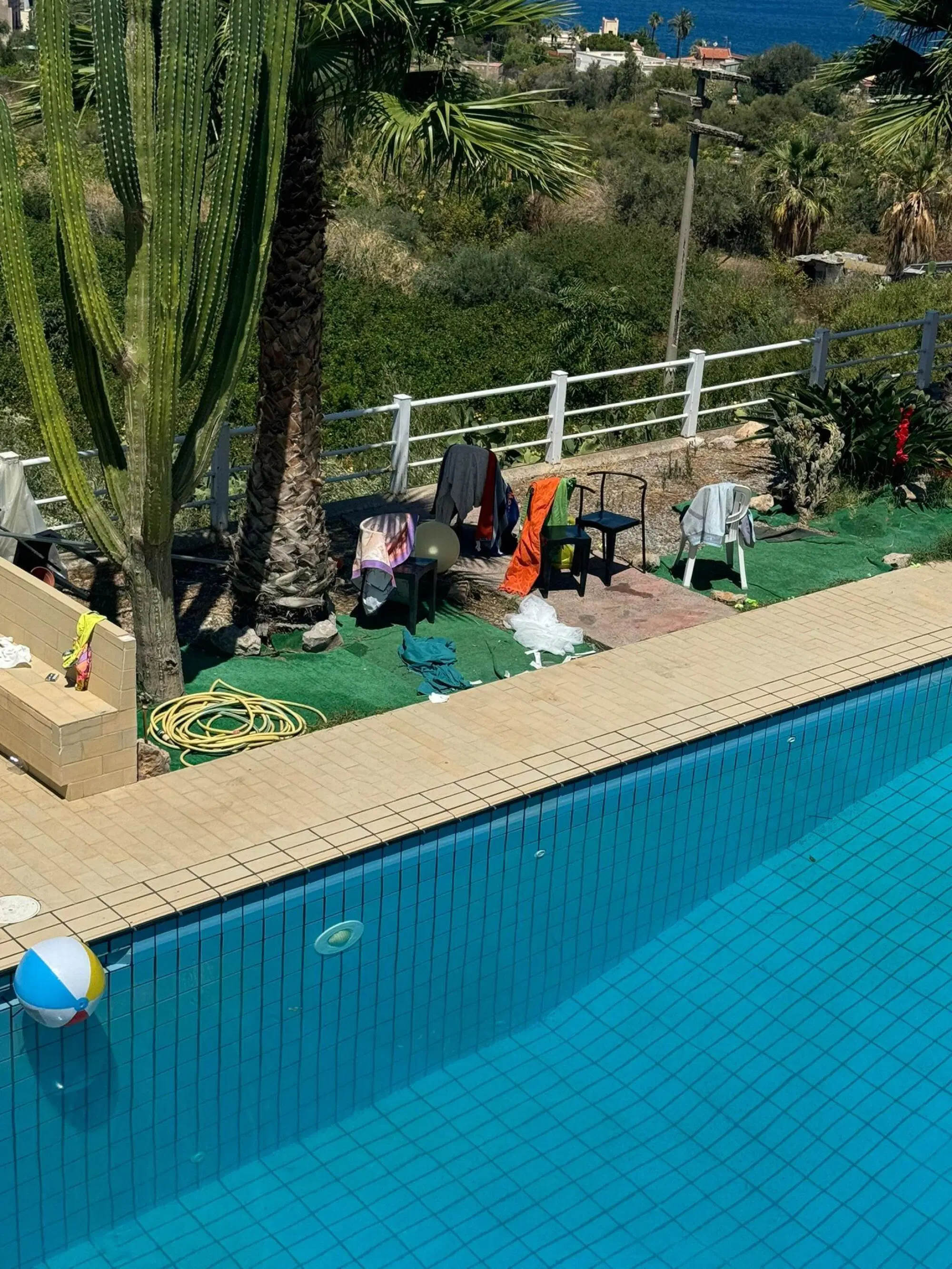 La piscina in cui &egrave; stata trovata morta Simona Cin&agrave;