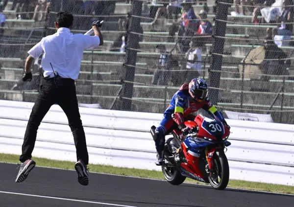 Johann Zarco e la Honda come due che si sono trovati troppo tardi: su Suzuka, Un Uomo, l&rsquo;amore maturo e i tramonti che annunciano un finale che continua