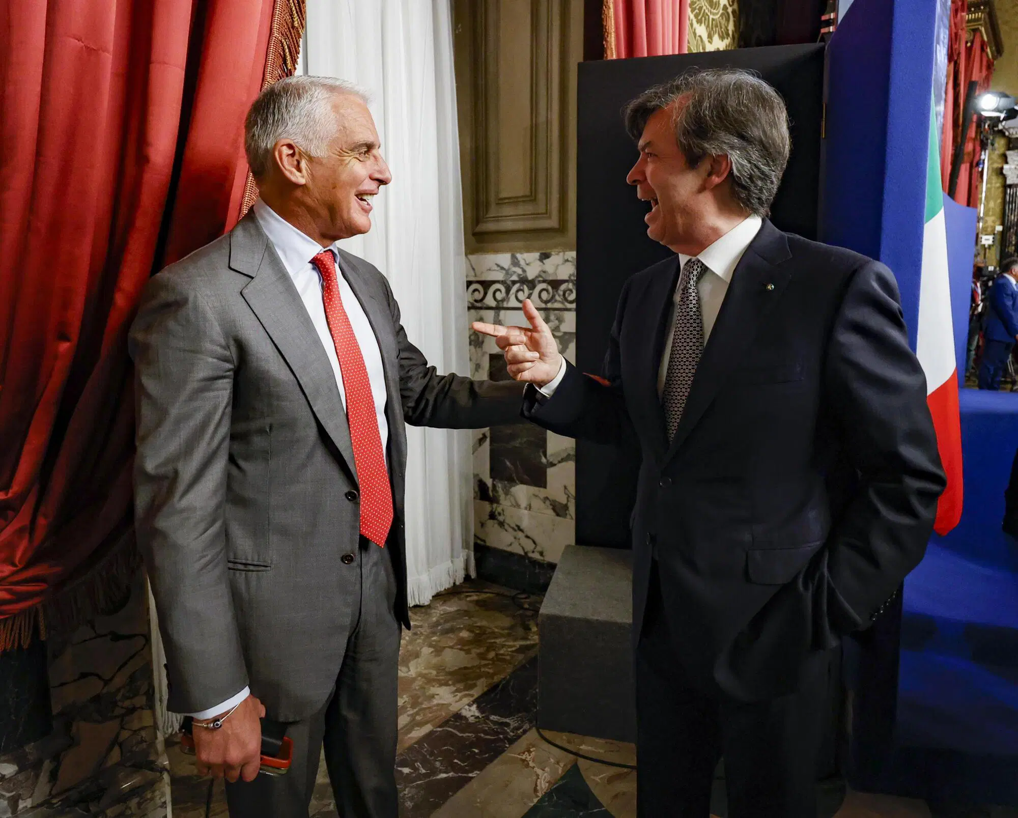 Andrea Orcel, Ceo UniCredit e Carlo Messina, Ceo intesa San Paolo, durante la presentazione della Relazione annuale della Banca d'Italia a Palazzo Koch, Roma, 30 maggio 2025