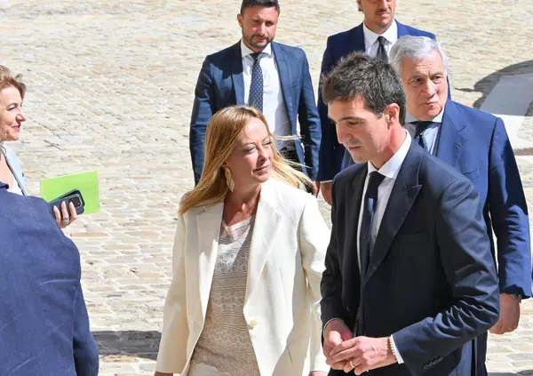 ⁠Giorgia Meloni annuncia che le Marche e l&rsquo;Umbria diventeranno Zona economica speciale (Zes): ok, ma di che si tratta e cosa cambia per la regione di Acquaroli (per ora)? Dagli sgravi fiscali a...