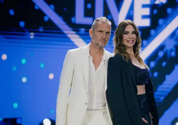 Battiti Live, LE PAGELLE: Blasi sciatta e coatta (4), De Devitiis parcheggiatore (3), il batterista di Irene Grandi (9) e perch&eacute; Eiffel 65 e Gabry Ponte si ignorano come ex su Canale 5? (7.5)