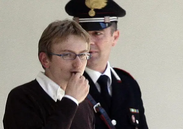 Omicidio Poggi, PAURA PER ANDREA SEMPIO? L&rsquo;avvocato di Stasi: &ldquo;Il dna di Ignoto 3 &egrave; potenzialmente devastante, prevedo un autunno molto caldo&rdquo;. Ma come pu&ograve; Alberto aver ucciso Chiara in soli 23 minuti? Le falle nell&rsquo;indagine&hellip;