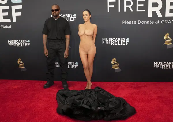 COM'ERA BIANCA CENSORI PRIMA DI KANYE WEST? Da ragazza e modella acqua e sapone a musa sempre (quasi) nuda di Ye, una trasformazione clamorosa... [FOTO]