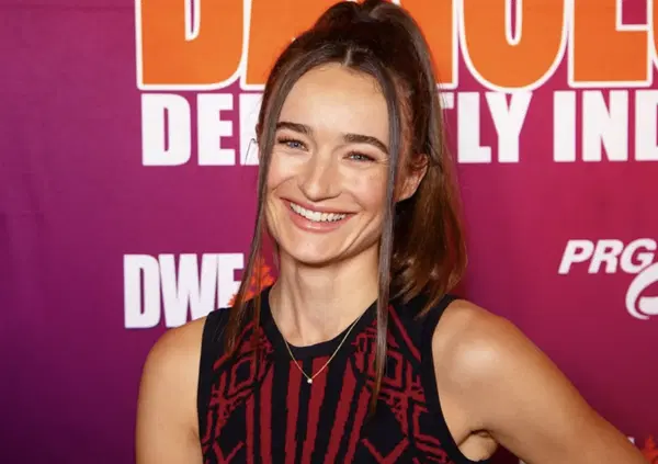 The Walking Dead? Morta l'attrice Kelley Mack, THE SHOW MUST GO ON (in tv su Cielo). Chi &egrave; nella serie e cosa ha avuto a 33 anni?