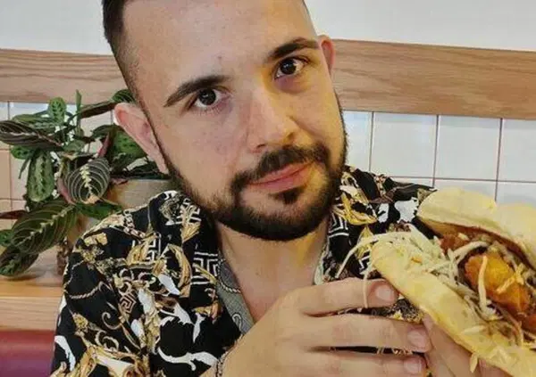 I Burger di CiccioGamer89 e il pane con la muffa, MA BASTANO LE SCUSE? Chef Guido Mori chiarisce: &ldquo;Ecco perch&eacute; il responsabile legale &egrave; lui, non il fornitore o il dipendente&hellip;&rdquo;