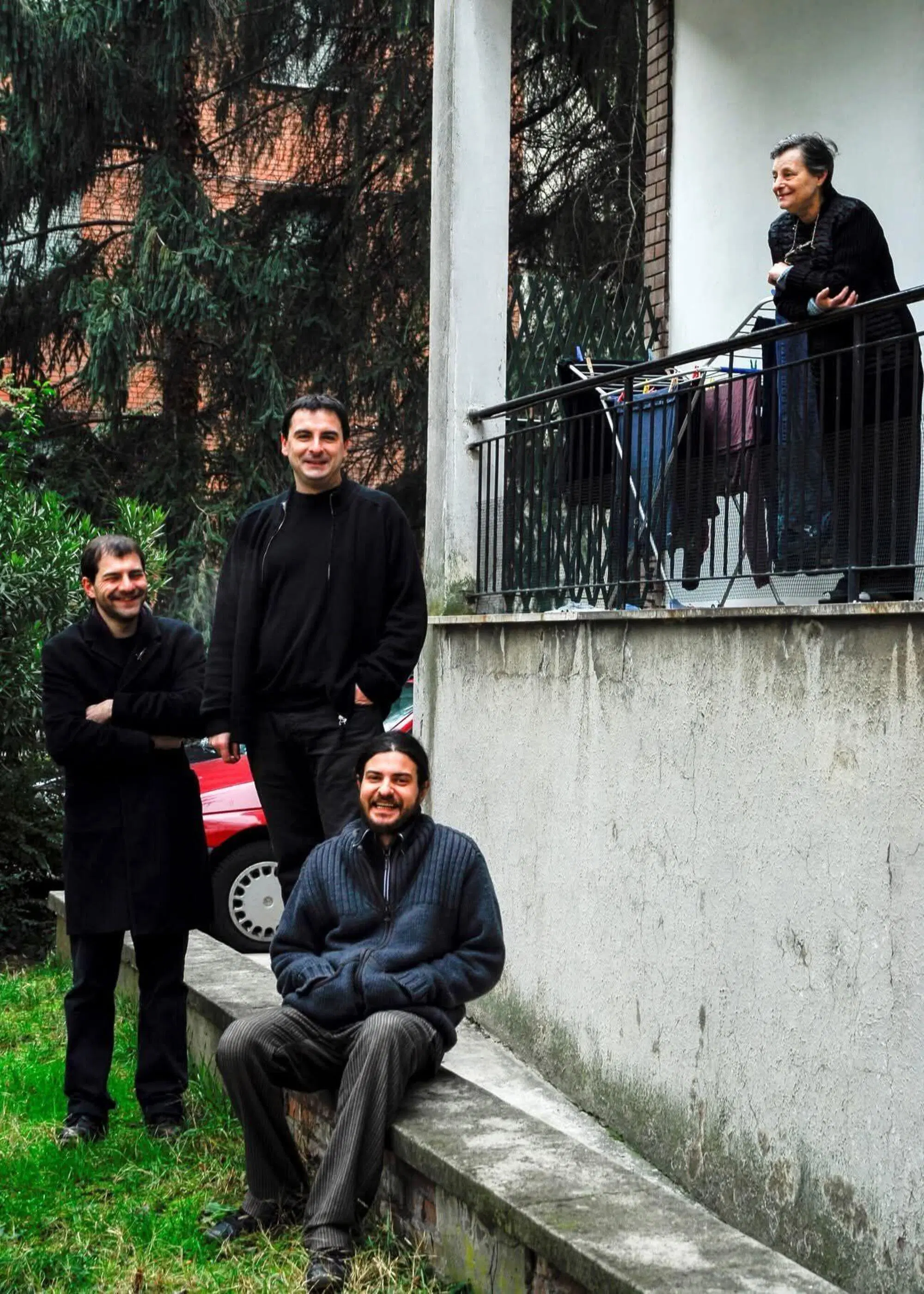 La casa popolare dove &egrave; cresciuto Max Collini a Reggio Emilia