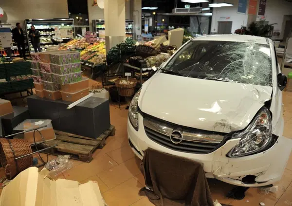 MA CHI GLIEL'HA DATA? &Egrave; ora di fermare i vecchi in auto? L'idea sul rinnovo patente anziani di Salvini. E gli incidenti...