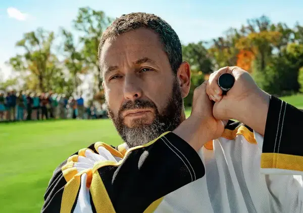 Abbiamo visto Un tipo imprevedibile 2 con Adam Sandler su Netflix, ma com'&egrave;? L&rsquo;ennesima conferma che non abbiamo alcuna intenzione di crescere