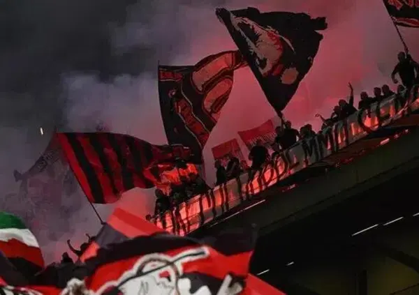 BUIO A SAN SIRO. Dopo la Curva Nord anche gli ultras della Sud si incaz*ano per le blacklist. I Banditi: &ldquo;A San Siro regime autoritario&rdquo; e la Societ&agrave;? &ldquo;Repressione cieca&rdquo;. Per Milan e Inter stagione senza tifo?