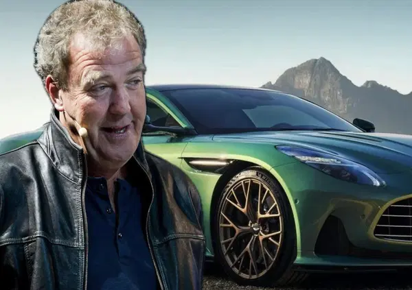 Clarkson prova la Aston Martin DB12: &ldquo;Vorrei potervi descrivere il suono di questa auto&rdquo;. E sull&rsquo;estetica e il prezzo&hellip;