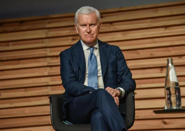 CASO NO VAX, LA VERIT&Agrave; ON FIRE contro Schillaci e Burioni: Giordano sulle palle del ministro che non &egrave; Tot&ograve;, le punture di veleno di Belpietro all'&rsquo;&ldquo;ayatollah del vaccino&rdquo; e i giornali di casa Agnelli...