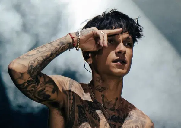 ULTIMO VINCITORE DI UN SANREMO condotto da Baudo? Altro che scaz*o in sala stampa: &ldquo;Voi giornalisti avete questa settimana per sentirvi importanti&rdquo;. Pippo l&rsquo;avrebbe difeso, lui che dopo tredici Festival capiva tutto prima degli altri&hellip;