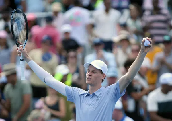 Atp Cincinnati e mazzate in finale, volete sapere la cosa su cui sono d'accordo Sinner e Alcaraz? Fa incazzare gli americani, ma probabilmente voi sarete contenti (Paolini a parte), sul quando vederla se non sul dove...