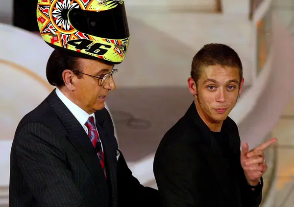 Luca Bizzarri e la verit&agrave; su Pippo Baudo: &ldquo;In questo mondo sarebbe inutile, perch&eacute; per uno scopritore c&rsquo;&egrave; la brutta notizia che i talenti non servono pi&ugrave;. La fama la raggiungi pubblicando la colonscopia del tuo cane&rdquo;