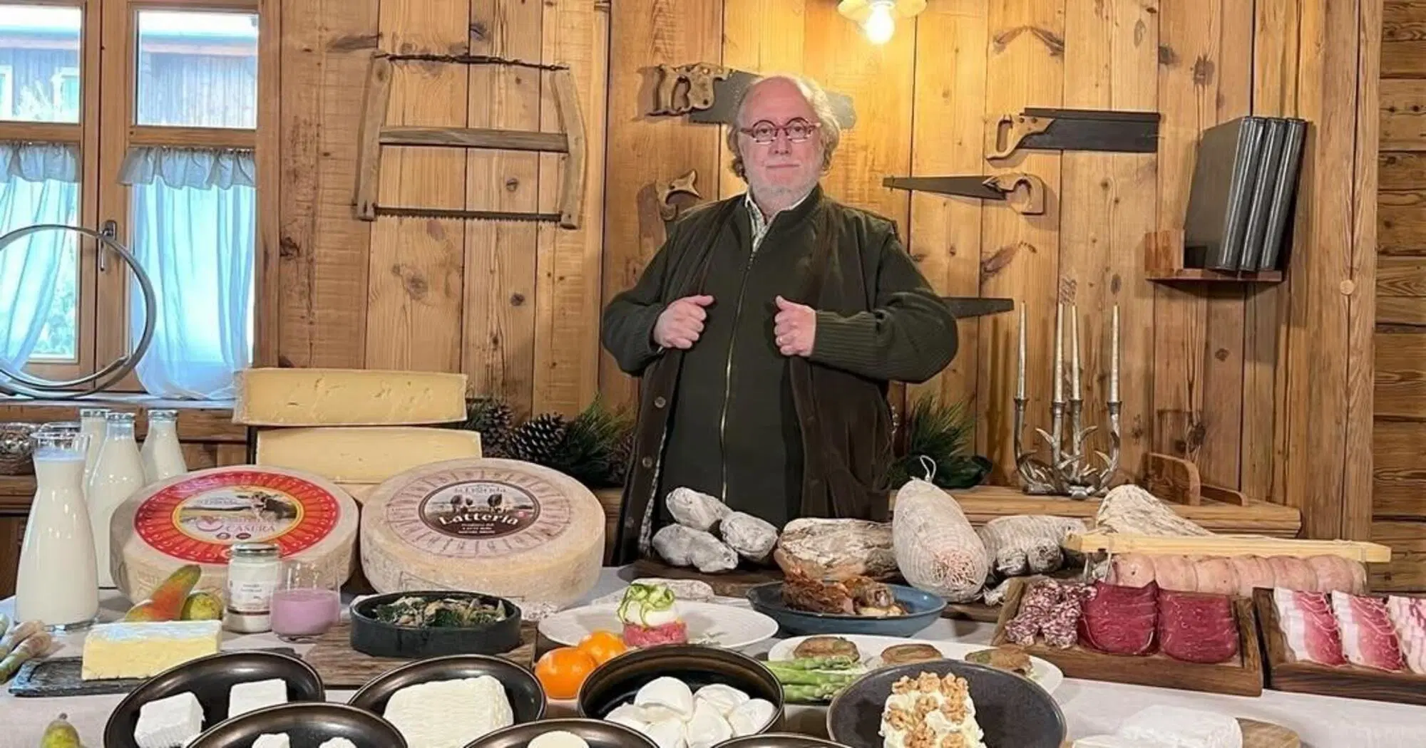 20250819 022653366 2800