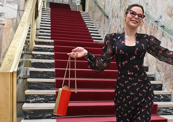 "Basta con Italia, Europa e America: chiedo la cittadinanza in Russia (e vi spiego perch&eacute;)". L'annuncio shock di Naike Rivelli a MOW 