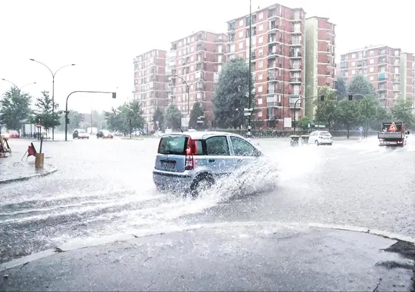 AGOSTO TOSTO. Meteo e allerta temporali, ma cos'&egrave; il downburst e quanto durer&agrave; il maltempo? Ecco cosa dicono le previsioni per Nord, Centro e Sud Italia