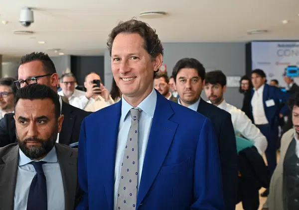 STELLANTIS AIUTA IL MAROCCO a produrre pi&ugrave; auto dell&rsquo;Italia? Masterpilot Perucca Orfei sbotta: &ldquo;Ecco dove portano certe politiche industriali di mer*a dell&rsquo;Europa. Questa cosa mi manda via di testa!&rdquo;