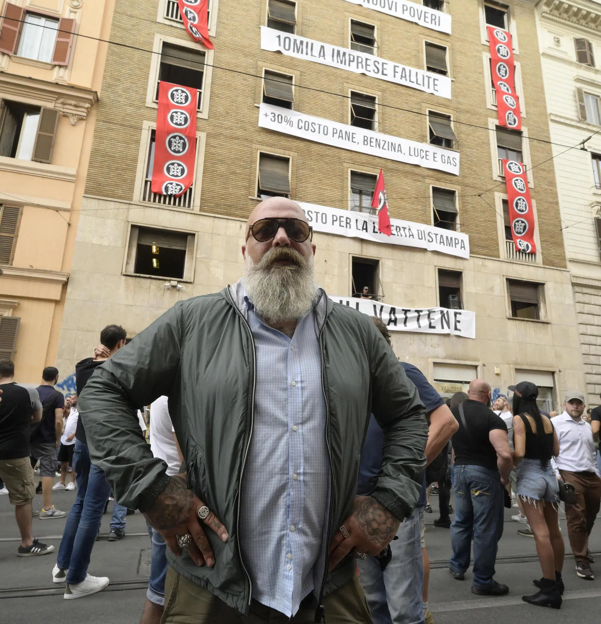 Gianluca Iannone durante il raduno di CasaPound