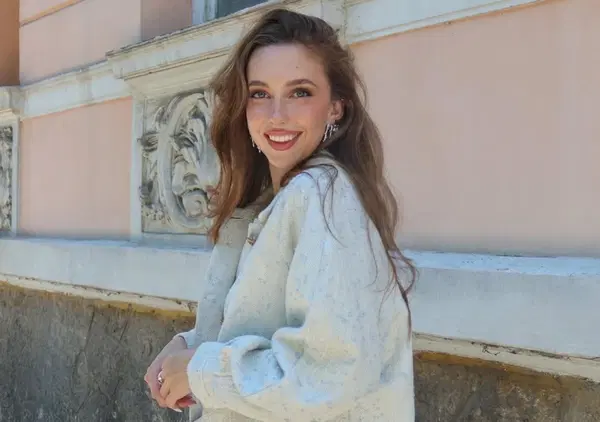 Martina Strazzer, dal caso della dipendente incinta assunta e non rinnovata a una domanda: ma vi pare normale che gli influencer diventino tutti "imprenditori"? Da Chiara Ferragni a Amabile jewels...