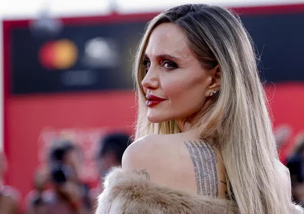 MOW A VENEZIA 82. Durante la Mostra del Cinema ci (ri)facciamo belli grazie a Master Beauty University