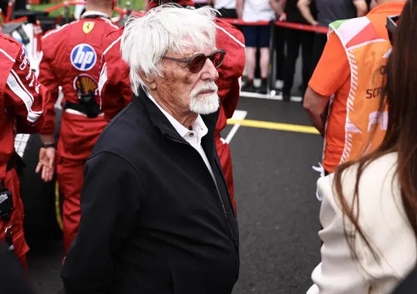 Ferrari in crisi? La soluzione ce l&rsquo;ha il caro vecchio Bernie Ecclestone. E no, non c&rsquo;entrano Hamilton o Leclerc