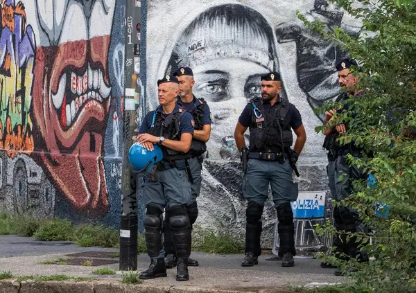 Leoncavallo, Capezzone contro Rizzoli e Dazieri: &ldquo;Uccidi i ricchi, libro pubblicato dal gruppo Mondadori? Anche oggi la lotta all&rsquo;egemonia di sinistra la facciamo domani&rdquo; 